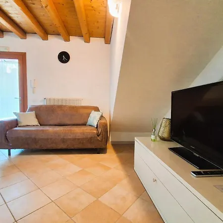 Domus Jessica Garden Campea